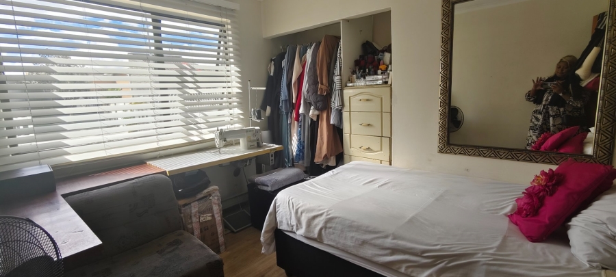 3 Bedroom Property for Sale in Strandfontein Village Western Cape